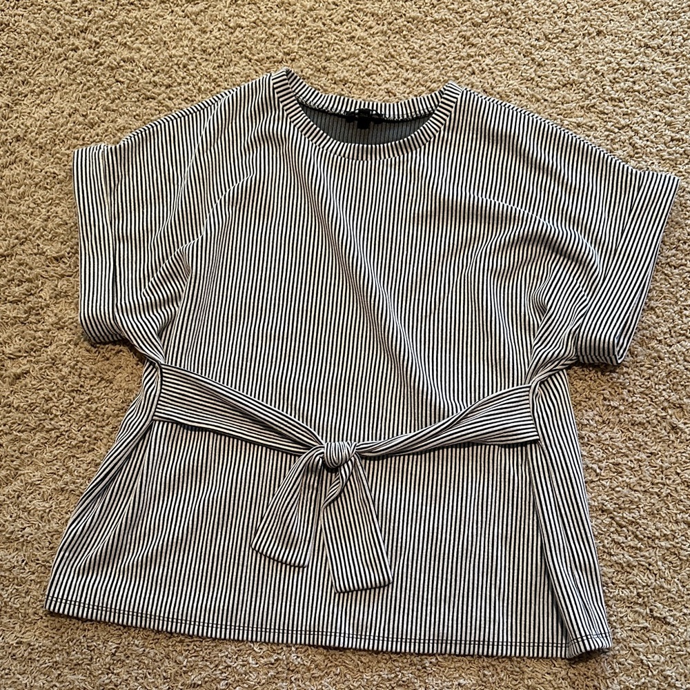 Express Black and White Striped Tie-Front Tee